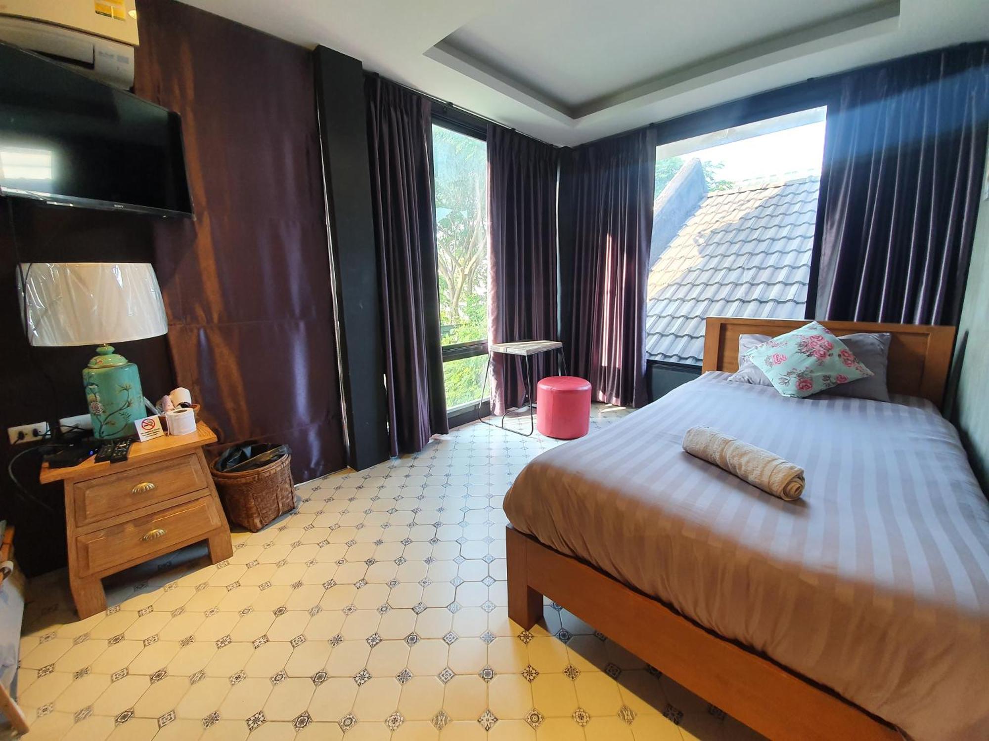 Baan Wualamphong บ้านวัวลำพอง Bangkok Cameră foto